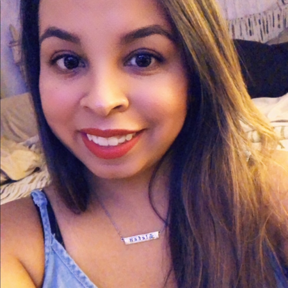 Meet your Posher, Jessica